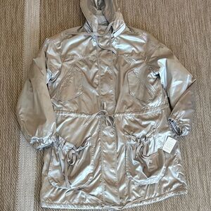NWT Liz Claiborne Metallic Gray Convertible Utility Jacket